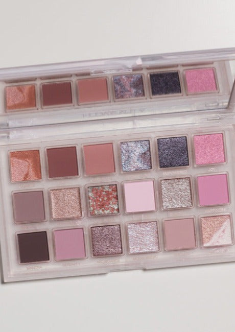 HUDA BEAUTY Rose Quartz Eyeshadow Palette